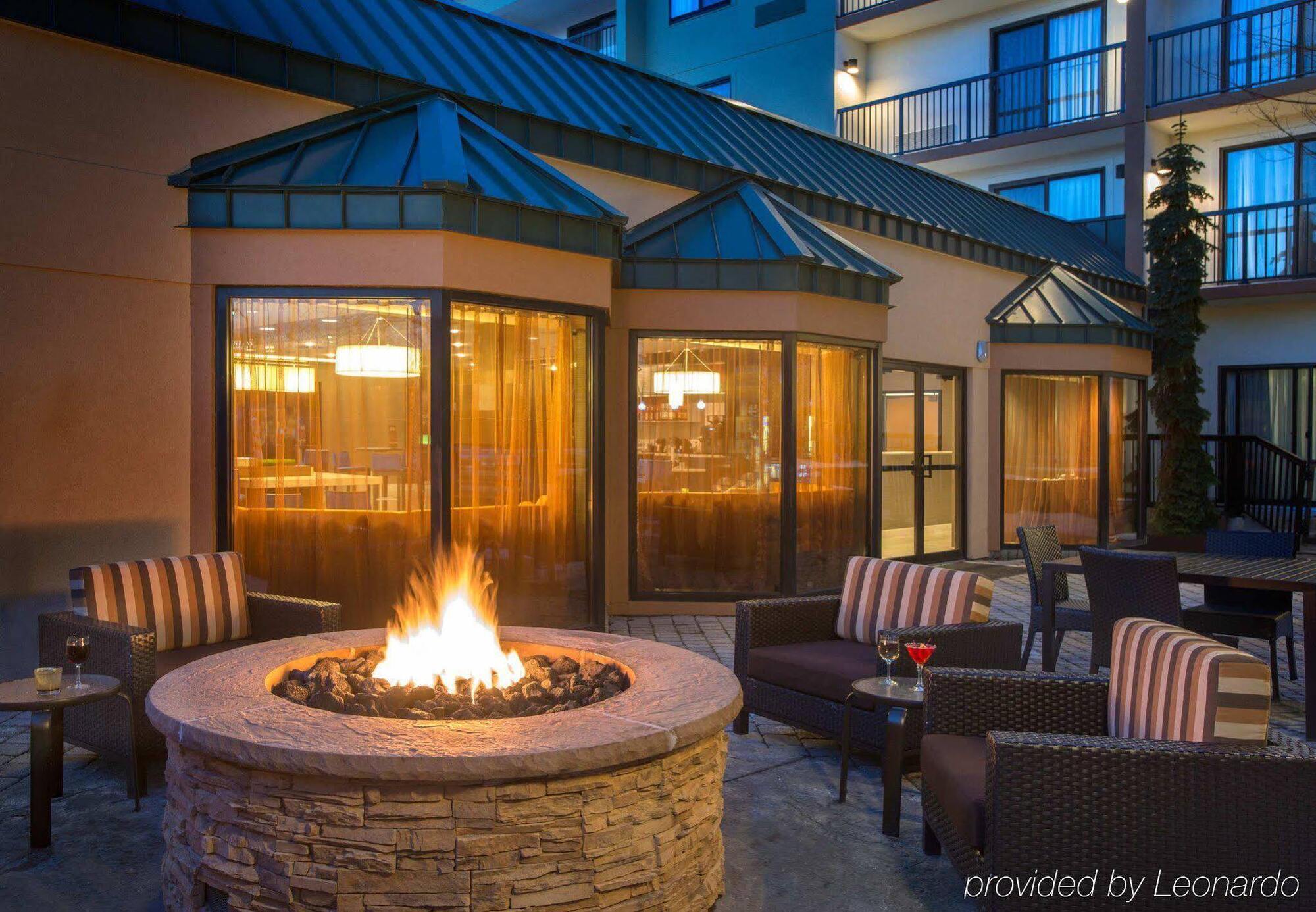 Courtyard Cleveland Beachwood Extérieur photo
