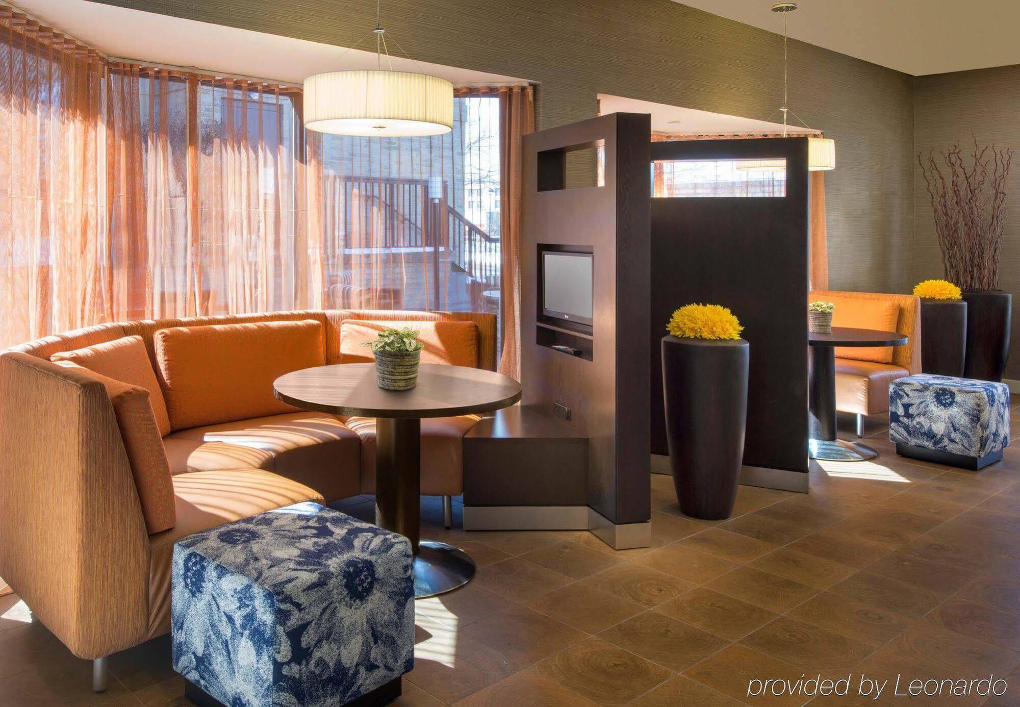 Courtyard Cleveland Beachwood Extérieur photo